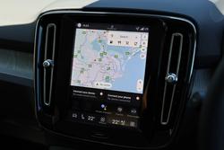 2025 Volvo XC40 Plus B4