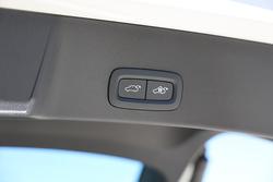 2025 Volvo XC40 Plus B4