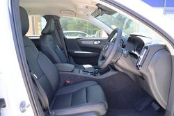 2025 Volvo XC40 Plus B4