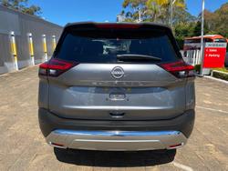 2025 Nissan
X-TRAIL Ti-L