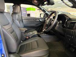 2025 ISUZU D-MAX XT