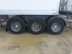 2002 Maxitrans 34 Pallet Pantech B Double Set