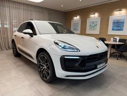 2024 PORSCHE MACAN