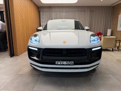 2024 PORSCHE MACAN