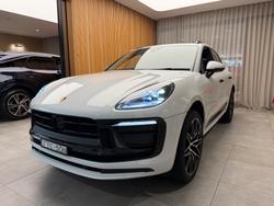 2024 PORSCHE MACAN