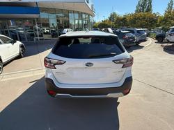 2025 Subaru Outback AWD Touring XT
