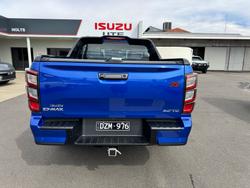 2025 ISUZU D-MAX XT