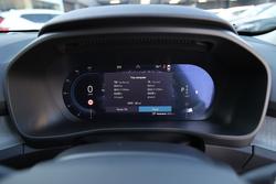 2025 Volvo XC40 Plus B4