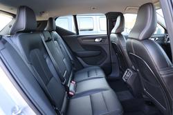 2025 Volvo XC40 Plus B4