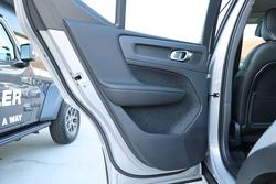 2025 Volvo XC40 Plus B4