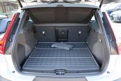 2025 Volvo XC40 Plus B4