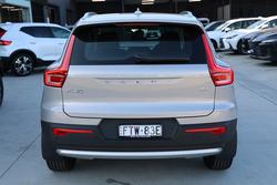 2025 Volvo XC40 Plus B4