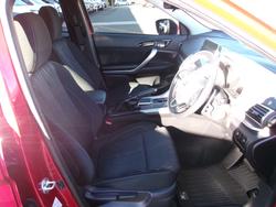 2019 MITSUBISHI
ECLIPSE CROSS ES (2WD)