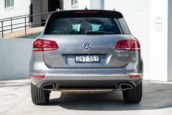 2017 Volkswagen Touareg Monochrome