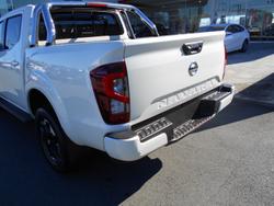 2025 Nissan Navara ST-X