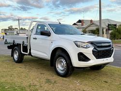 2025 Isuzu
D-MAX SX