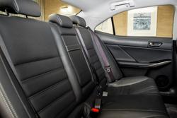 2016 Lexus IS200T Luxury 2.0L Turbo Automatic Sedan