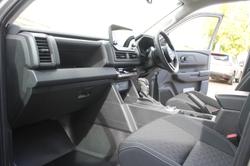 2026 Nissan Navara ST-X