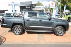 2026 Nissan Navara ST-X