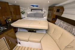 2025 Regal 33 Express