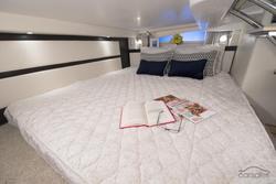 2025 Regal 33 Express