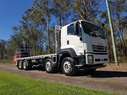 2019 Isuzu
Fyj ,Auto , 8X4, 8Mtr Tray And New Loadmac Forklift fyj