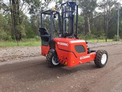 2022 Loadmac
Lm225 , 44Hp , 2T Tare, 2.5T Lift Distributed By Sammut Ag