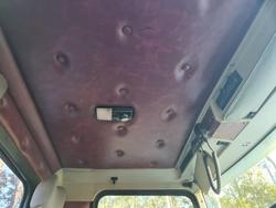 2004 Kenworth
T350 With Moffett M5