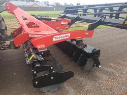 2023 Toscano
Ehd24 , Independant Disc With Hydraulic Lift Roller