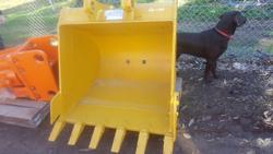 0 Assorted New and Used Buckets, Grabs, Quick Hitches, Demolition Attachments, Log Grab, Etc.