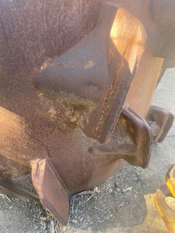 0 Caterpillar 826C, G Or H Or 825C, G Or H Garbage Chopper Feet Yellow