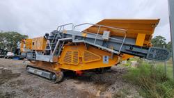 0 Striker CQ400 Yellow