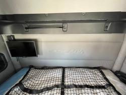 2025 Freightliner Cascadia 116 Tipper White