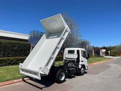 2025 Fuso Canter 615 615 Tipper White