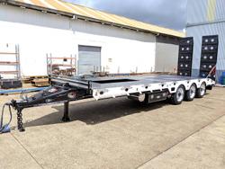 FWR Elite Tri Axle Tag Trailer