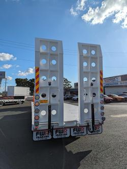 FWR Elite Tri Axle Tag Trailer