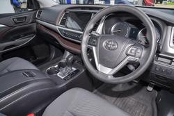 2015 Toyota Kluger GX