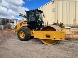 2020 Caterpillar Cs66b