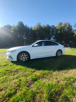 2017 Holden Commodore RS