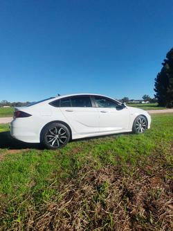 2017 Holden Commodore RS