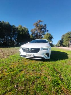 2017 Holden Commodore RS