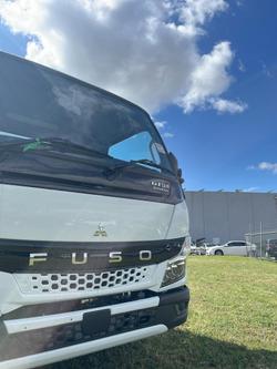 2025 Fuso Canter 615 Tipper White