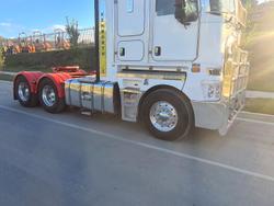 2012 Kenworth K200 Series White