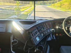 2012 Kenworth K200 Series White