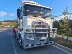 2012 Kenworth K200 Series White
