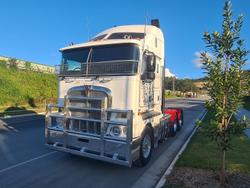 2012 Kenworth K200 Series White