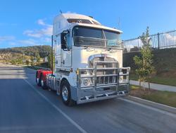 2012 Kenworth K200 Series White