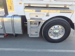 2012 Kenworth K200 Series White