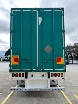 2008 Krueger St2 18 Pallet Sd Curtain Sider