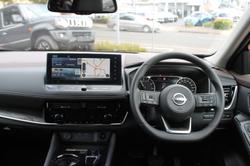 2025 Nissan X-TRAIL ST-L e-POWER